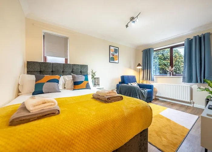 Grange Studio Apartment - Heathrow